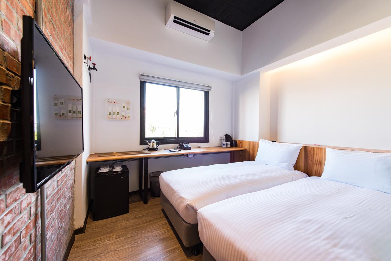 Traveller Inn Tiehua Cultural And Creative Hotel T'ai-tung Exterior foto